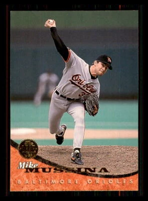 1994 BASEBALL 1994 Leaf Mike Mussina Baltimore Orioles #105 1 - Image 1 of 2