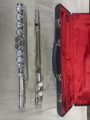 复古 Armstrong 长笛 带盒 银色 封孔 初学者 104 — 第 1/4 张图片