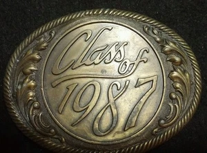CLASSE DEL '1987' fibbia per cintura vintage rara in ottone massiccio - Foto 1 di 2