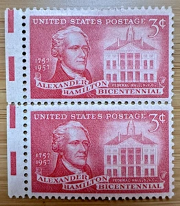 Scott #1086 - 3 Cent Stamp Alexander Hamilton & Federal Hall Block of 2 - Picture 1 of 2