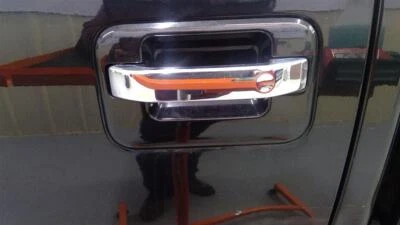 Manija de puerta exterior trasera izquierda usada se adapta a: Ford F150 2010 pickup puerta pintura trasera Foto 1 de 4