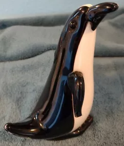 Estatuilla grande de vidrio artístico alto negro/blanco/amarillo pingüino escultura (8") - Imagen 1 de 8