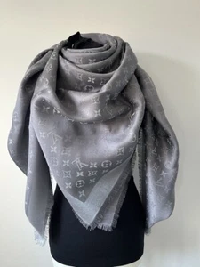 louis vuitton monogram classic shawl charcoal grey m75870 - Picture 1 of 1