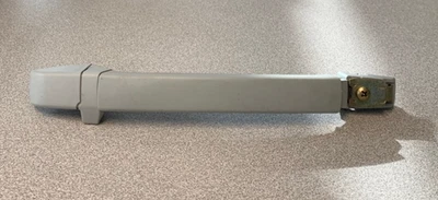 01-05 BMW E46 3 SERIES Rear Right Side Interior Grab Bar Handle 8-231-324 OEM - Image 1 of 4