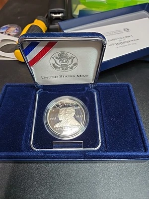 2003 US Mint First Flight Centennial Wright Coin 90% Silver Proof With C.O.A - Image 1 of 4