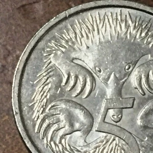 DOUBLE RIM ERROR - 2010 Australian 5 Five Cent Coin - Picture 1 of 4