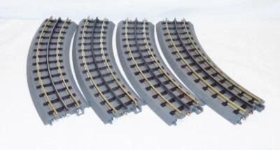 4 SECTIONS MTH RAILKING REALTRAX 40-1002  O-31 SOLID RAIL CURVED TRACK LN INTACT - Image 1 of 3