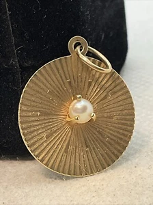 VINTAGE HANDMADE Solid 13K Yellow Gold White Pearl (3.8mm) Charm Pendant 2.3gr. - Picture 1 of 18