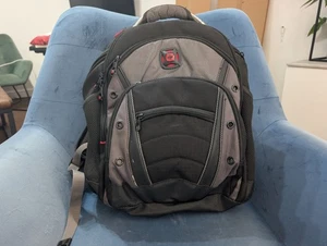 Sac à dos ordinateur Wenger Swiss Army 16" Synergy noir/gris - Photo 1/10