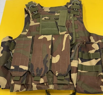 Woodland Creek Adjustable Organizer & Outdoor Activities Vest. Large - Image 1 of 4