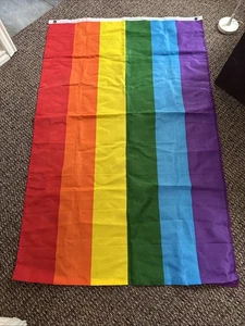 Letrero de bandera del orgullo arco iris de 3 pies x 5 pies LGBTQ gay lesbiana amor igual nuevo - Imagen 1 de 1