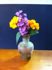 VASE MINIATURE EN VERRE MULTICOUCHES ART NOUVEAU NON SIGNÉ MAISON DE POUPÉES