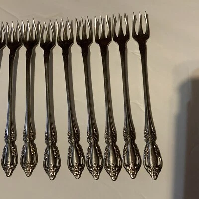 8 + 1 Oneida Dintinction Acero Inoxidable Rafael Condimento 6" Tenedor Pequeño EE. UU. 9 Lote Foto 1 de 4