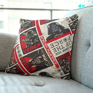 18" (45cm) Star Wars Red, Black, White Cushion/Pillow Cover. Handmade Australia - Bild 1 von 3