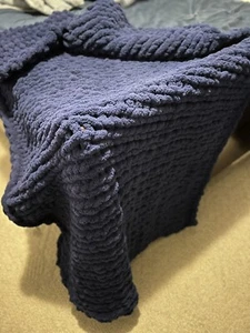 Small Brand New Hand Knit Chunky Chenille Blankets - Picture 1 of 7