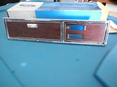 Lincoln Continental 1970 1971 1972 cubierta de cenicero y retenedor Asy Foto 1 de 4