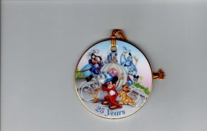 Walt Disney World 1996 25 aniversario disco adorno de Navidad caja original - Imagen 1 de 4