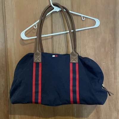 Unisex Tommy Hilfiger Navy Overnight / Gym / Beach / Carry On - Preowned - Image 1 of 4