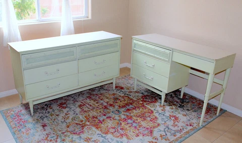 Vintage Bassett Mid Century  4 Drawer Student Desk & Dresser Moss Green RARE Set Cover
