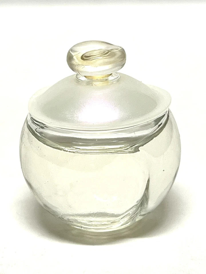 Туалетная вода для женщин NOA от CACHAREL 7 мл - 0,25 унции брызги МИНИ ОБРАЗЕЦ ДЛЯ ПУТЕШЕСТВИЙ (C67 - Изображение 1 из 1