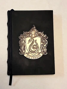 Universal Studios Wizarding World of Harry Potter Slytherin Crest Journal New - Picture 1 of 5