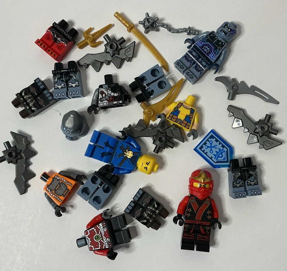Lote de piezas de minifiguras Lego ~ Ninjago, Nexo Knights, Chima + Más ~ LEER DESCRIPCIÓN... Foto 1 de 4