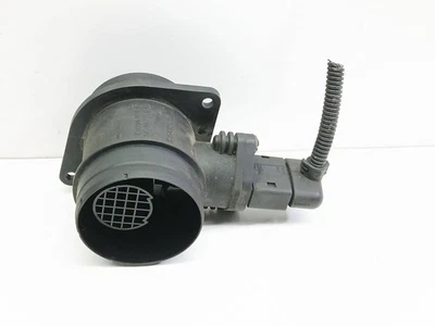 Medidor de masa de aire diésel 66 kW Volkswagen Golf IV 1999 UST132156 Foto 1 de 4