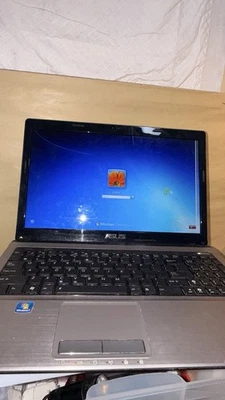 Portátil ASUS Windows 7 Premium Foto 1 de 4