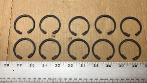 Meritor Snap Rings 10 Per Pack, P/N 1229D4684 - Picture 1 of 6