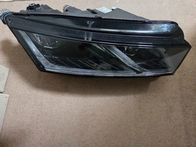 Skoda Octavia 4, Scheinwerfer rechts 992.941.572. CD (6.11.2020) - Bild 1 von 4