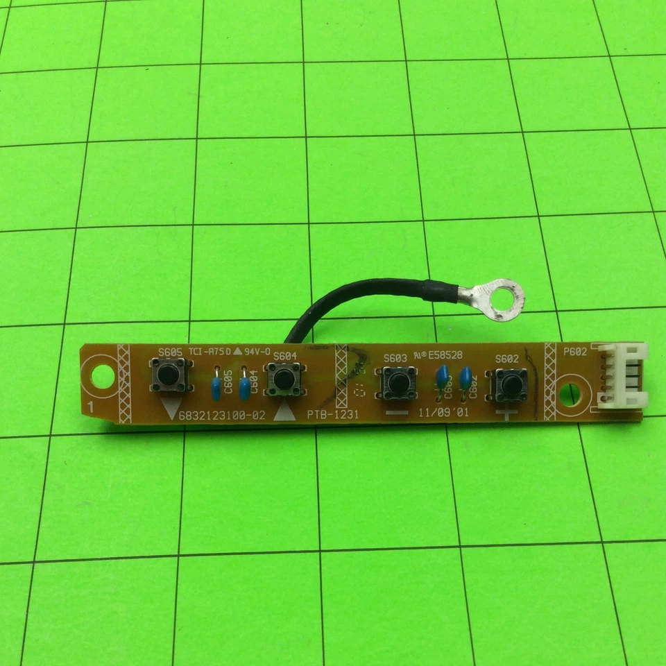 Кнопочная плата монитора Gateway FPD1520 6832123100-02 PTB-1231 - Изображение 1 из 3