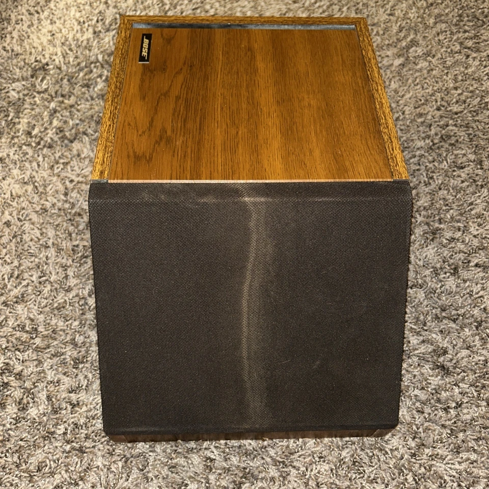 Bose 2.2 Left Direct Reflecting Bookshelf Speaker S/N 155153 No Cords Unit Only - Image 1 of 4