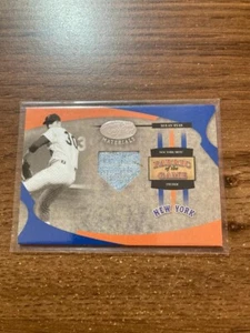 2005 Leaf Certified Fabric of the Game #84 Nolan Ryan Mets Jersey #/25 - Picture 1 of 1
