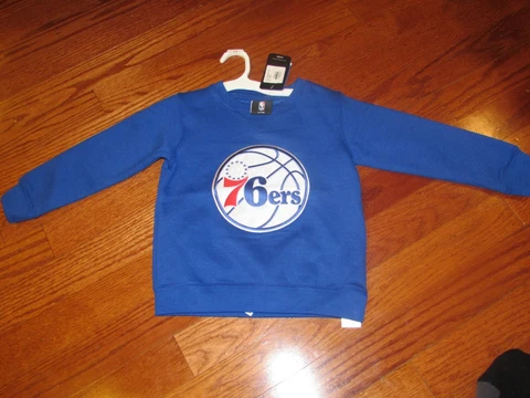 NWT! Philadelphia 76ers Boys Long Sleeve Blue Sweatshirt Sz 5/6 Medium Cover