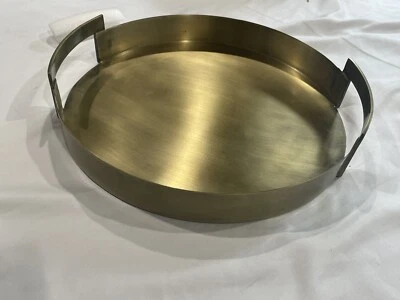 Kate and Laurel Modern Round Metal Tray for Storage and Display - Image 1 of 4