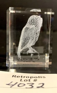 Fermacarte gufo cubo di cristallo inciso al laser 3D - Foto 1 di 22