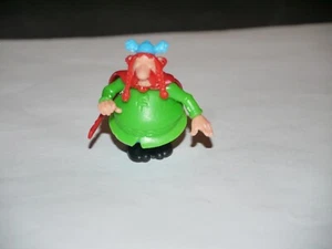 KINDER FIGURINE MONTABLE SERIE ASTERIX : CHEF ABRARACOURCIX  - Picture 1 of 2
