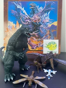 Godzilla Megaguirus Set Toho Monster Series Special 2001 Bandai Movie Toy Goods - Picture 1 of 16
