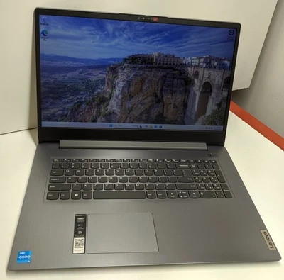 IDEAPAD 3 17IAU7 i3-1215U, 8GB, 256GB SSD - Image 1 of 4
