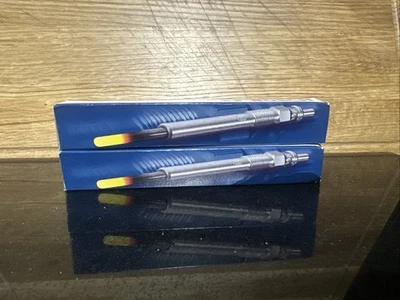 2 x Glow Plugs 0250403012 Bosch A4151590001 4151590001 1106500Q0E 8200682592 - Image 1 of 2