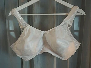 VTG Playtex White Lace Blue 18 Hour Lift Bra Wireless Padded Straps 42D EUC - Picture 1 of 7