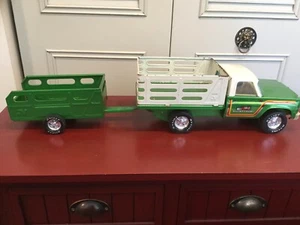 Vintage Nylint Farms Chevy Rungenseite Pritschenwagen mit Anhänger guter Zustand. - Bild 1 von 12
