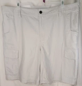 Magellan Outdoors Cargo Shorts Mens 44W NWOT - Picture 1 of 6
