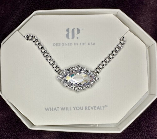 VETEMENTS Collana Bomb Party Mi rifiuto di sistemarmi NK24979 Zirconi Diamanti su Rodio