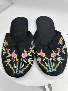 Black With Embroidered Flowers Silk Slippers - Picture 1 of 7