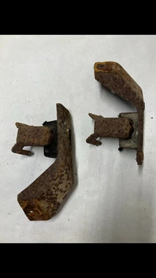 Thunderbird 1967 perchas de escape Ford 67 Foto 1 de 2