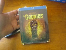 THE GOONIES BLU RAY STEELBOOK EDITION STEVEN SPILBERG BRAND NEW FACTORY SEALED