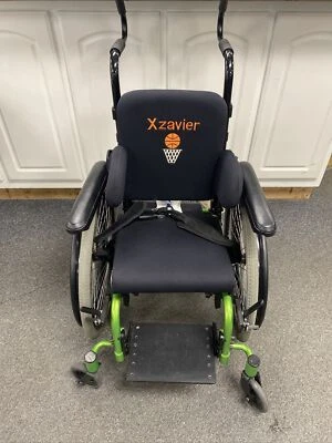 Trípode para silla de ruedas verde para niños Freedoms Designs LT a-x Foto 1 de 4