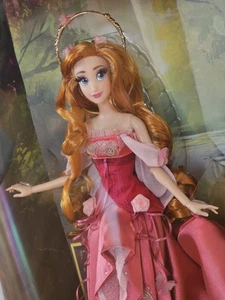 Disney Designer Collection Giselle Limited Edition Doll - Bild 1 von 13
