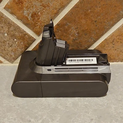 Batería Dyson V6 SV03 SV04 SV09 SV06 21.6V, 46WH 2100mAh Foto 1 de 4